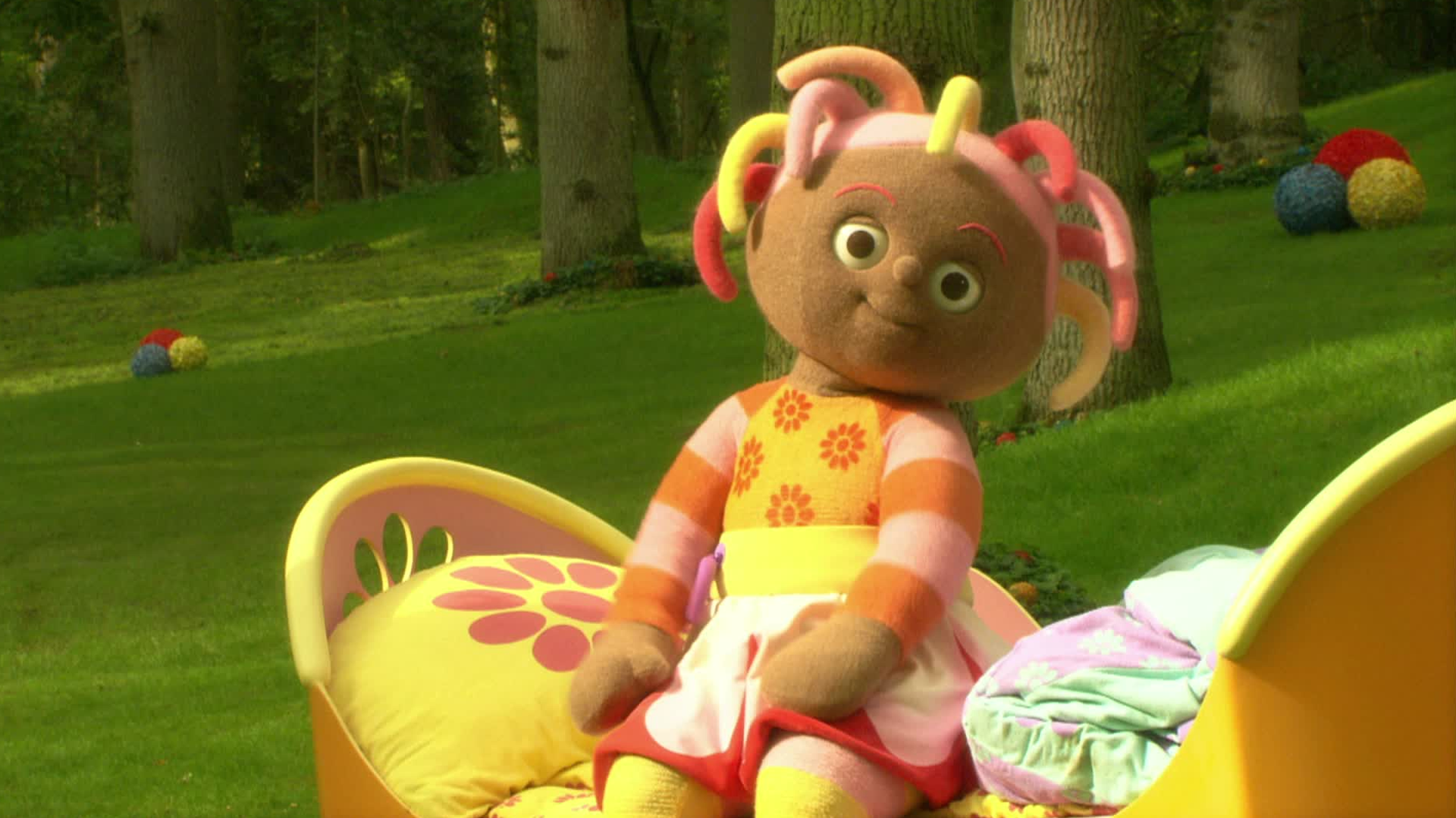 In the night garden cheap trousers on the ninky nonk