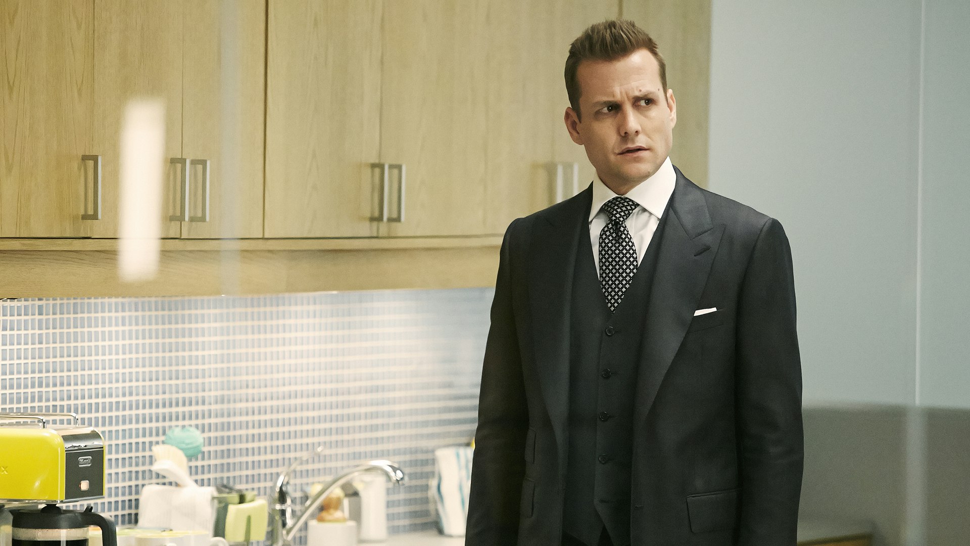 Watch suits season hot sale 2 episode 5