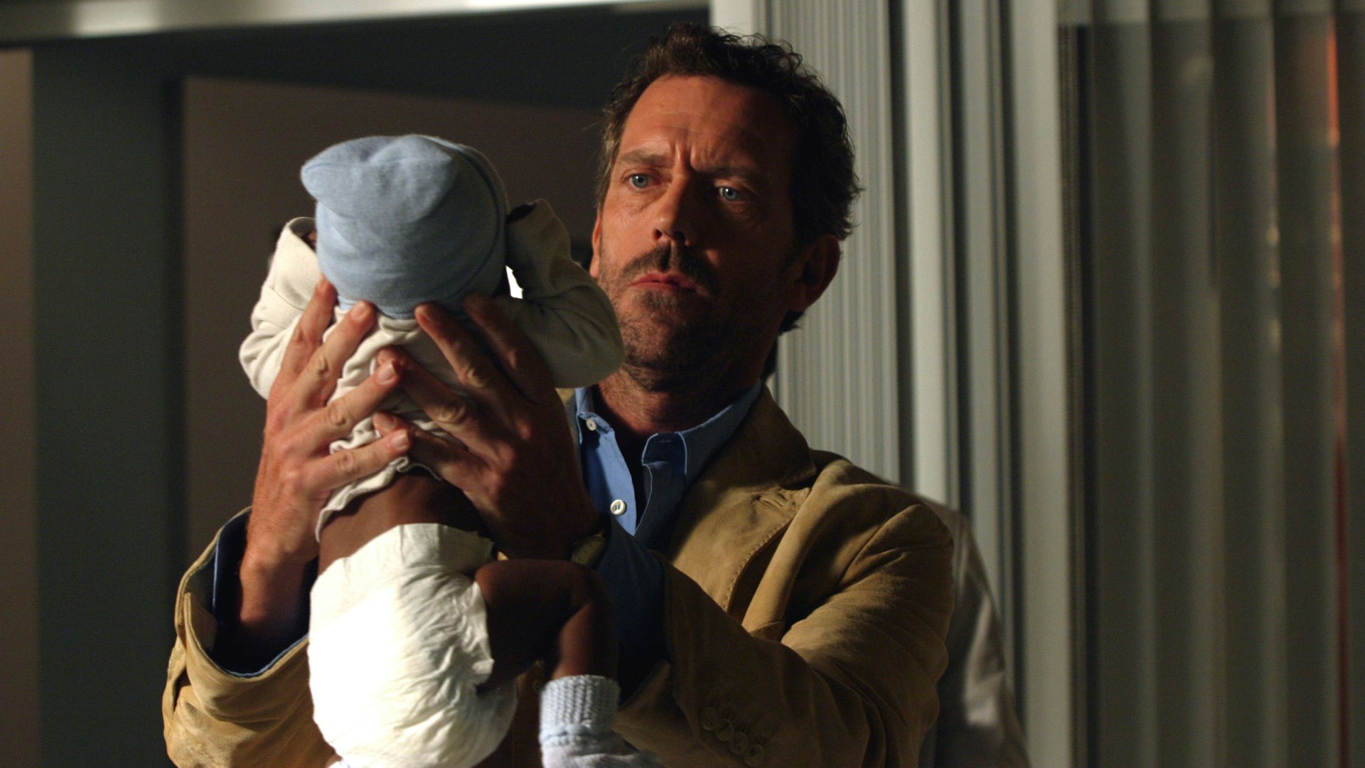 Dr house season on sale 1 episode 1 online