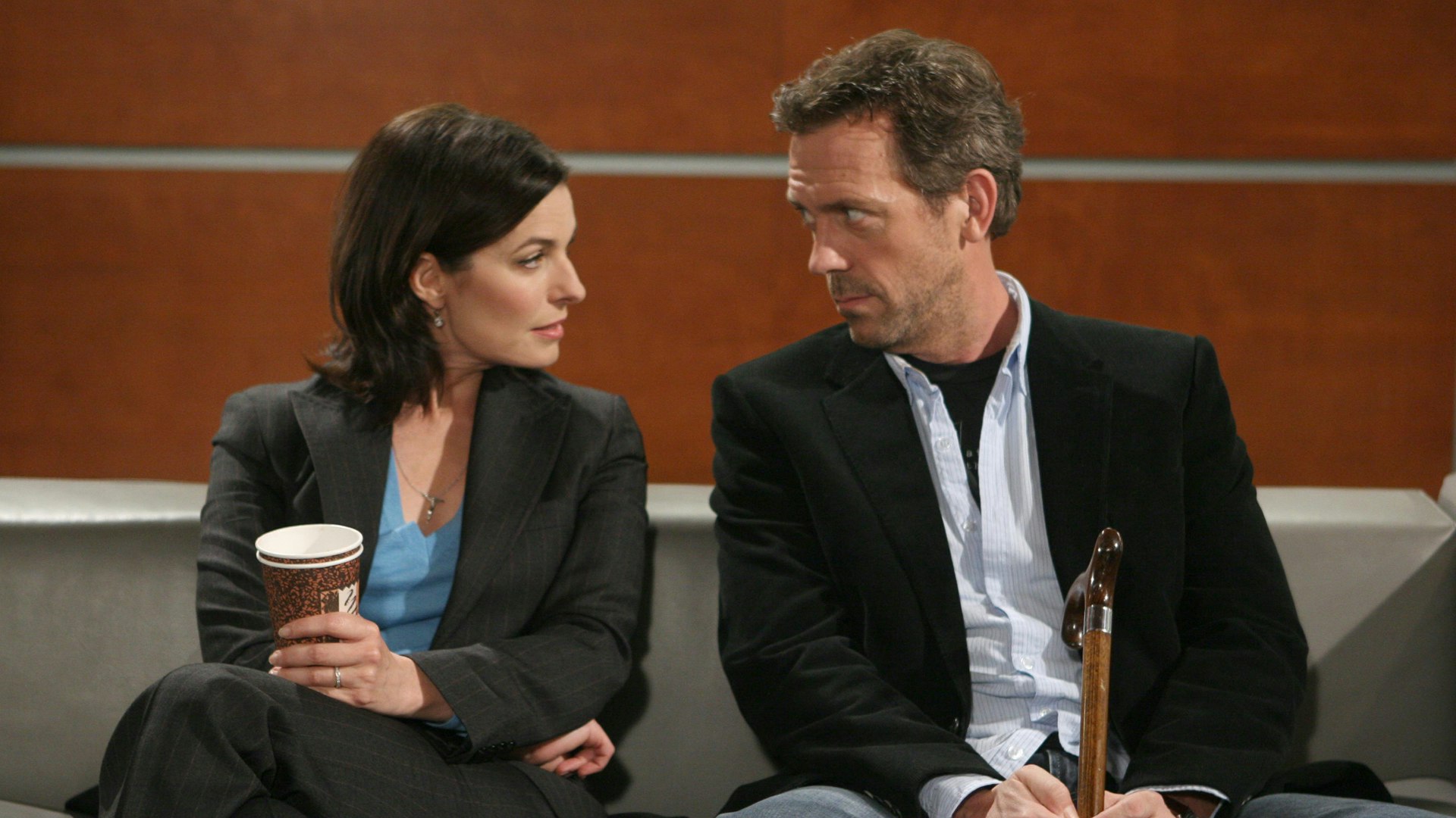 Dr house season sales 1 episode 1 stream